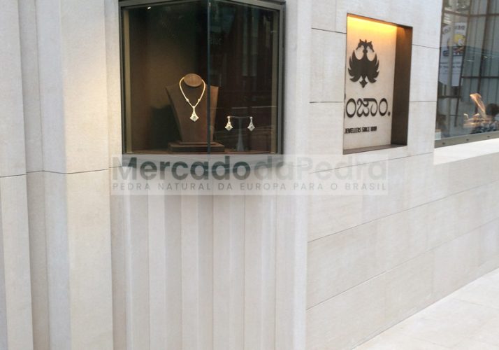 Fachada em Ataíja Beige