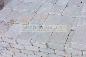 Pavimento de rua em pedra Ataíja Mix