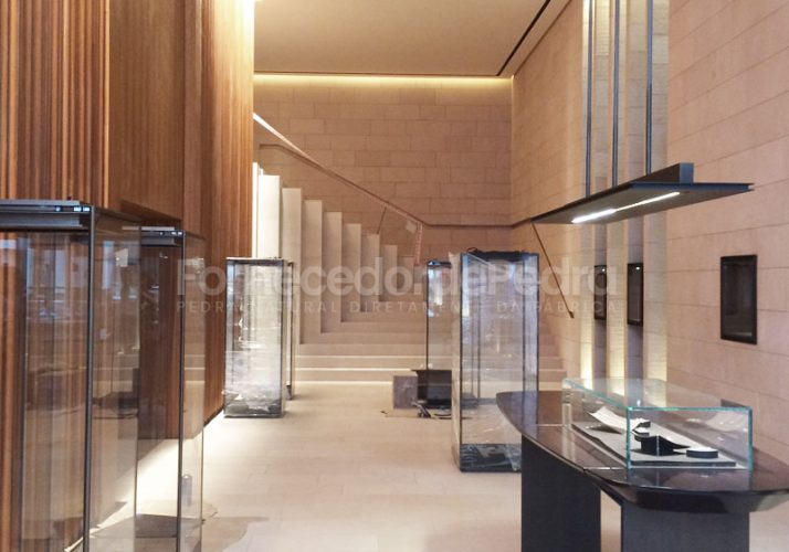 Decoração de interiores em pedra Ataíja Beige